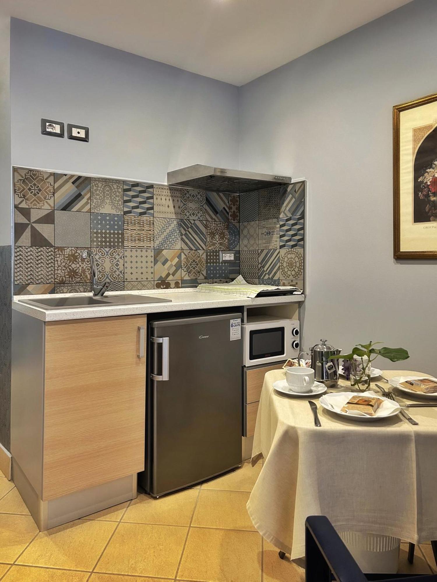 Bed and Breakfast La Piazzetta Джардини-Наксос Экстерьер фото