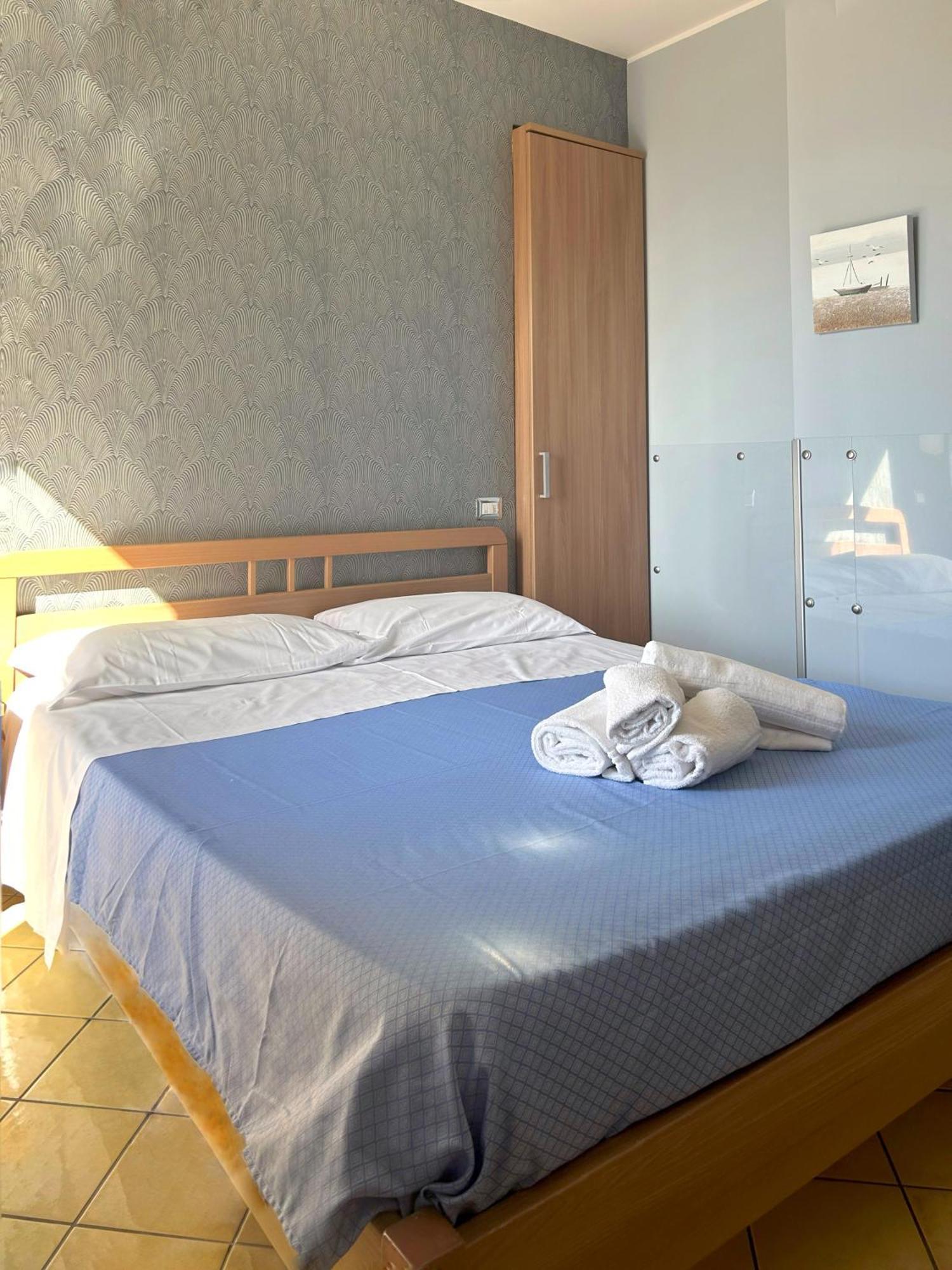 Bed and Breakfast La Piazzetta Джардини-Наксос Экстерьер фото