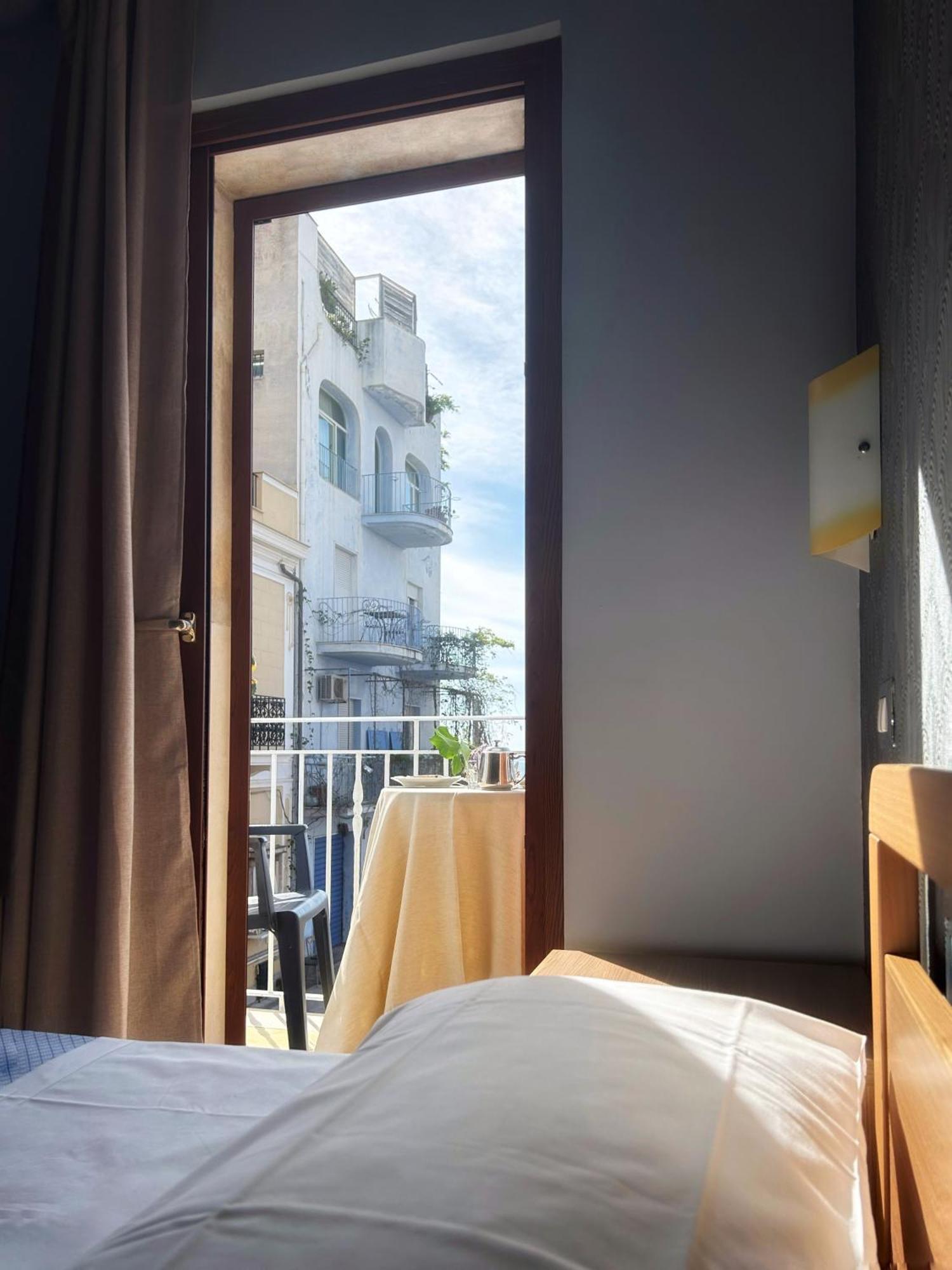 Bed and Breakfast La Piazzetta Джардини-Наксос Экстерьер фото